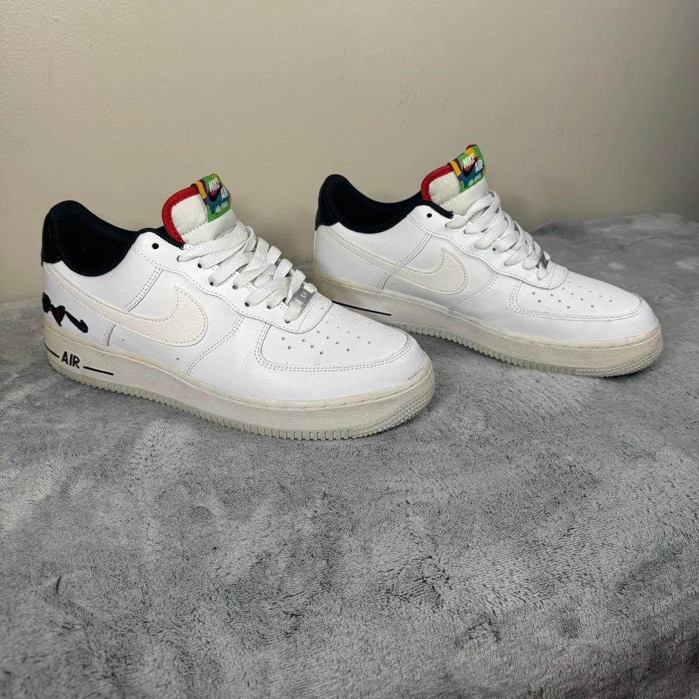Nike Air Force 1 Low • Peace Love Swoosh - Men’s 9.5